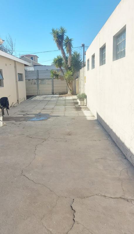 To Let 3 Bedroom Property for Rent in Goodwood Central Western Cape